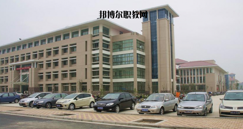 連云港師范高等?？茖W(xué)校2020年報名條件、招生要求、招生對象