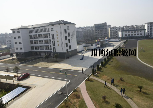 宜豐中等專業(yè)學(xué)校2020年報名條件、招生要求、招生對象