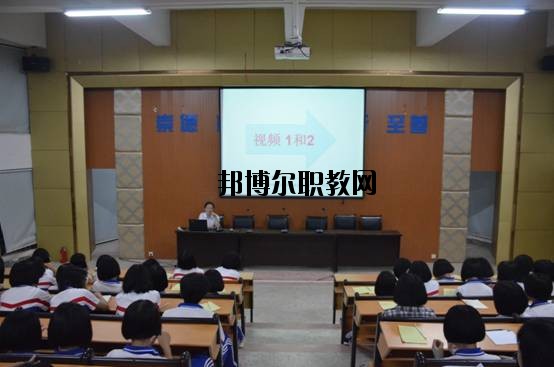 崇義職業(yè)中等專業(yè)學(xué)校2020年報(bào)名條件、招生要求、招生對(duì)象 