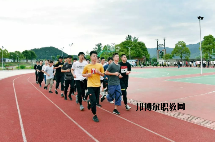 九江廬山西海藝術學校2020年報名條件、招生要求、招生對象