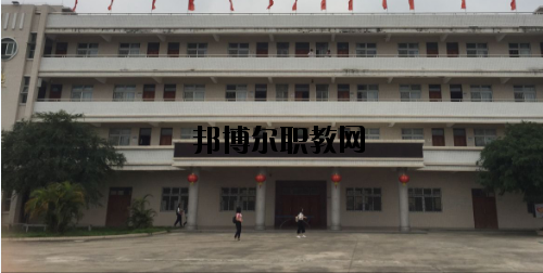 陸豐技工學(xué)校2020年報(bào)名條件、招生要求、招生對(duì)象