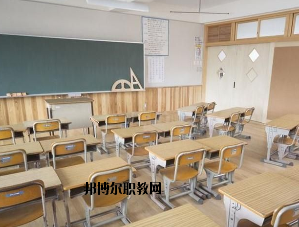 荊州東方中等職業(yè)學校2020年報名條件、招生要求、招生對象