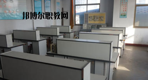 保定富昌中專學(xué)校2020年報(bào)名條件、招生要求、招生對(duì)象 
