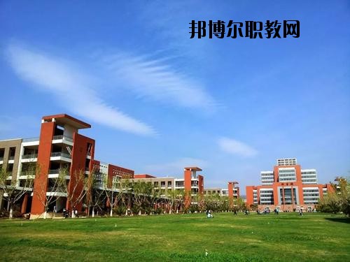 漢川中等職業(yè)技術學校網站網址