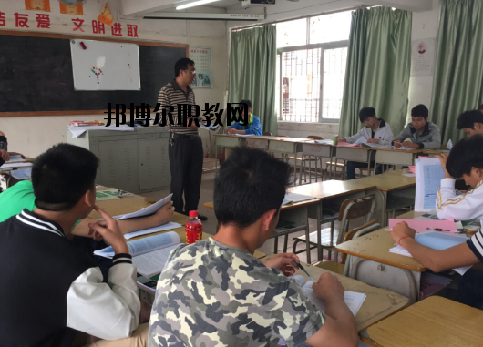 肇慶交通技工學(xué)校2020年報(bào)名條件、招生要求、招生對(duì)象