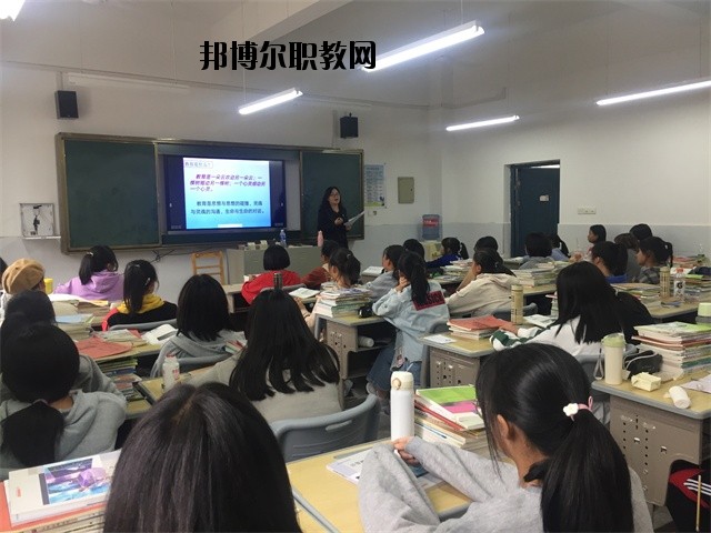 江西景德鎮(zhèn)機(jī)電工程學(xué)校2020年報名條件、招生要求、招生對象 