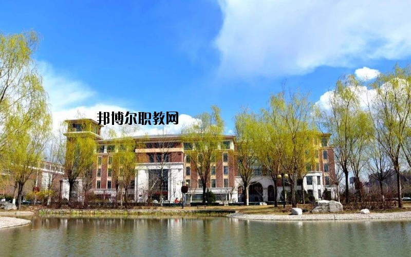 京山衛(wèi)生學(xué)校2020年報(bào)名條件、招生要求、招生對(duì)象