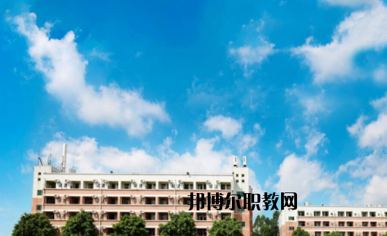 廣州藍(lán)天高級(jí)技工學(xué)校怎么樣、好不好