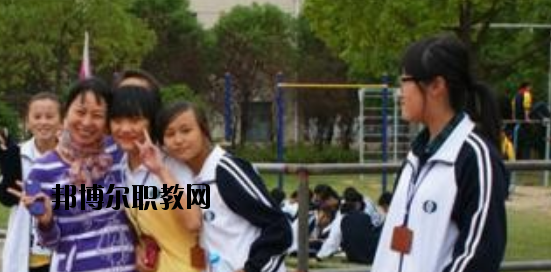 石家莊新世紀(jì)中等專業(yè)學(xué)校怎么樣、好不好