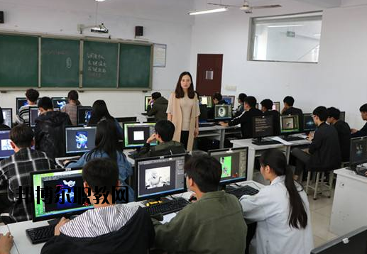 遠安職業(yè)教育中心學校網站網址