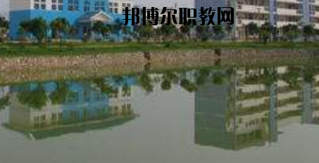 柳州鹿寨職業(yè)教育中心怎么樣、好不好