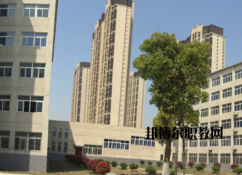 蕪湖財經工業(yè)學校2020年報名條件、招生要求、招生對象