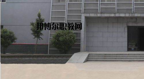 許昌職業(yè)技術(shù)學(xué)院附屬中專2021年報(bào)名條件、招生要求、招生對(duì)象