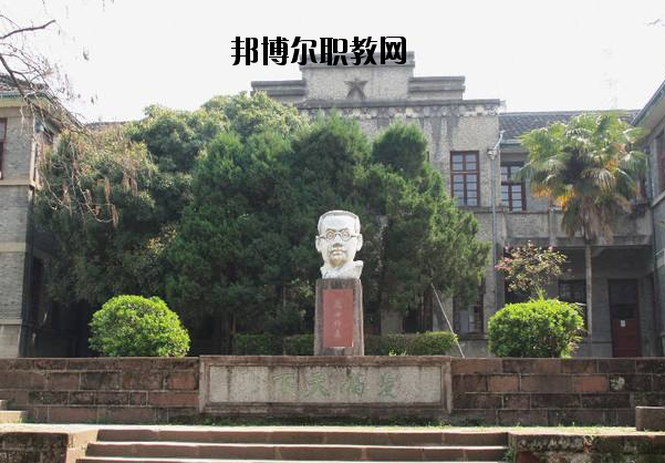 徽州師范學(xué)校怎么樣、好不好