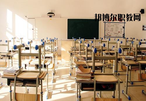 寧波東坤職業(yè)高級中學(xué)2020年報(bào)名條件、招生要求、招生對象