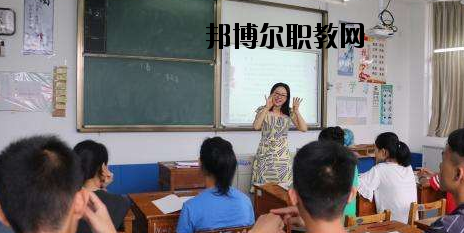 桂林民族職業(yè)技術學校2020年招生辦聯系電話 