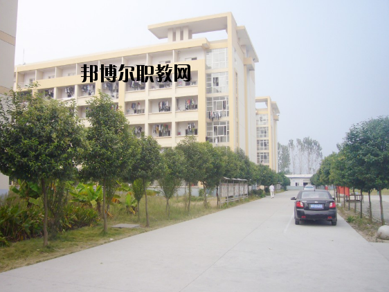 阜陽工商貿(mào)易學校怎么樣、好不好