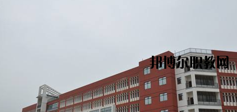 桂東衛(wèi)生學(xué)校2020年報名條件、招生要求、招生對象 