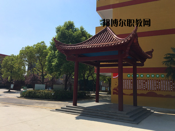 潁上信息工程學(xué)校怎么樣、好不好