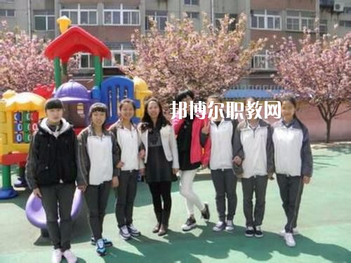 鄭州軟件應(yīng)用中等專(zhuān)業(yè)學(xué)校2021年學(xué)費(fèi)、收費(fèi)多少