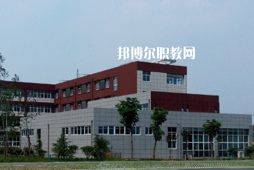 天長工業(yè)學(xué)校2020年報名條件、招生要求、招生對象