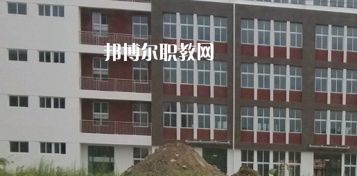 柳州市醫(yī)藥生物工程職業(yè)技術(shù)學(xué)校2020年報(bào)名條件、招生要求、招生對(duì)象