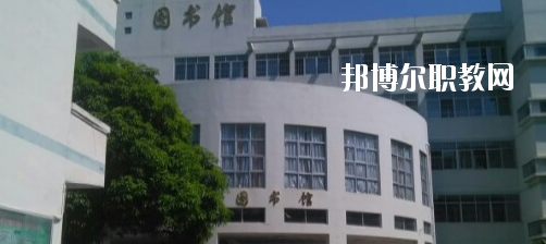百色市職業(yè)技術(shù)學(xué)校2020年報名條件、招生要求、招生對象 