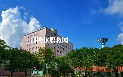 廣東省商業(yè)職業(yè)技術(shù)學(xué)校2020年報(bào)名條件、招生要求、招生對象