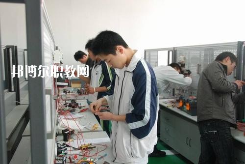蓬安縣濟渡職業(yè)中學2020年報名條件、招生要求、招生對象