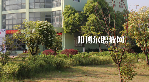 合肥騰飛學(xué)校2020年報(bào)名條件、招生要求、招生對象