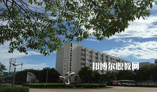 合肥經(jīng)濟(jì)貿(mào)易科技學(xué)校怎么樣、好不好