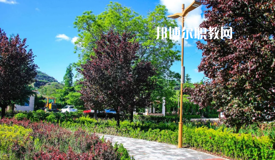 崇信縣職業(yè)教育中心2020年報(bào)名條件、招生要求、招生對(duì)象