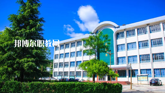 崇信縣職業(yè)教育中心怎么樣、好不好