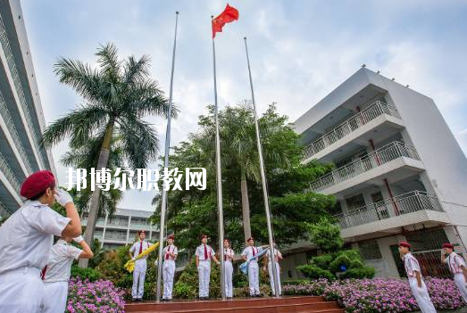 深圳市龍崗職業(yè)技術(shù)學(xué)校2020年報名條件、招生要求、招生對象