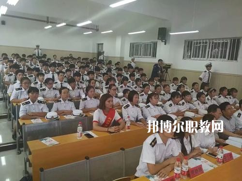 河南省經(jīng)濟(jì)技術(shù)中等職業(yè)學(xué)校2021年報名條件、招生要求、招生對象