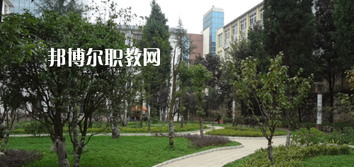 貴陽白云區(qū)職業(yè)技術(shù)學(xué)校怎么樣，好不好
