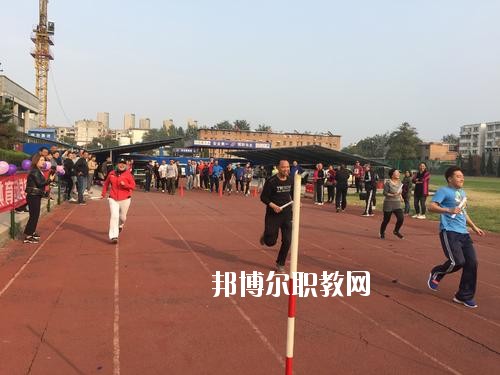 洛陽市體育運(yùn)動學(xué)校2021年報名條件、招生要求、招生對象