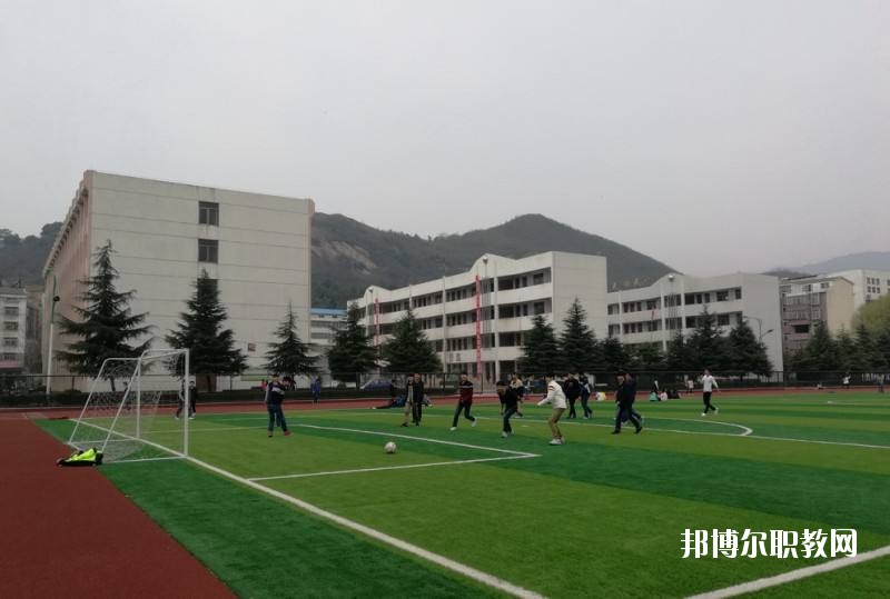 新縣職業(yè)高級(jí)中學(xué)2021年報(bào)名條件、招生要求、招生對(duì)象