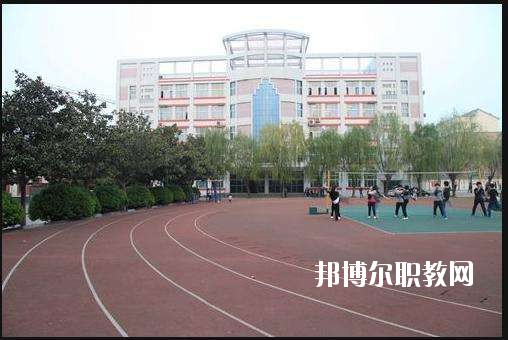 漯河市第二中等專業(yè)學校2021年招生辦聯系電話