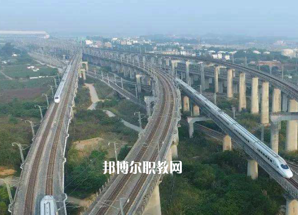 甘肅2020年讀高鐵學校有哪些專業(yè)