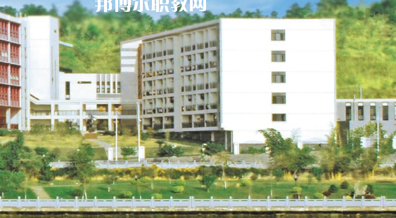 梅州藝術(shù)學校2020年報名條件、招生要求、招生對象