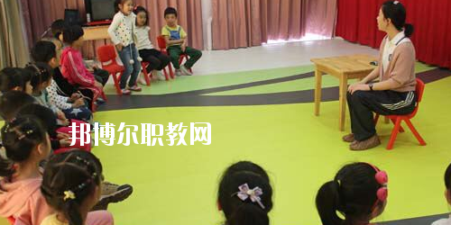 貴州2020年幼師學(xué)校什么專(zhuān)業(yè)適合男生