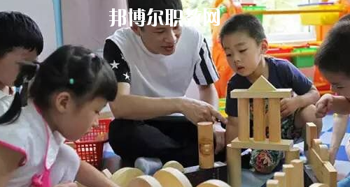 貴州2020年適合男生的幼師學校