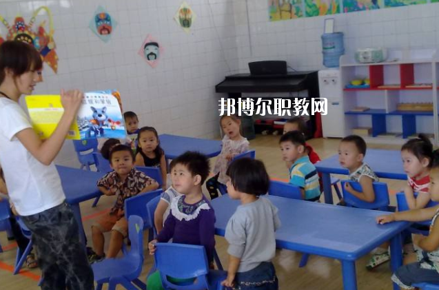 湖北2020年職高和幼師學(xué)校哪個(gè)好