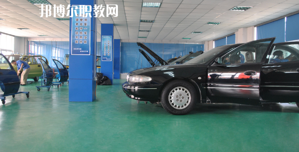 廣東2020年男生讀汽修學校怎么樣