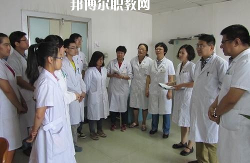 四川2020年衛(wèi)校大專學校