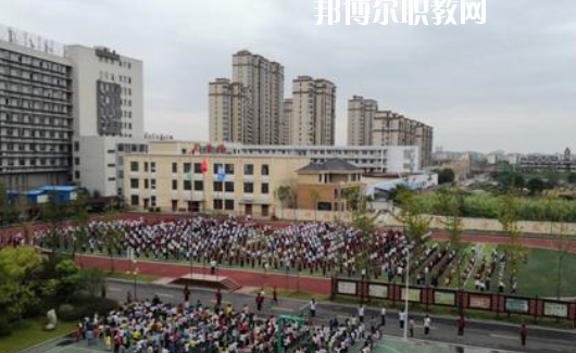 和縣機(jī)電工程學(xué)校2020年報(bào)名條件、招生要求、招生對(duì)象 