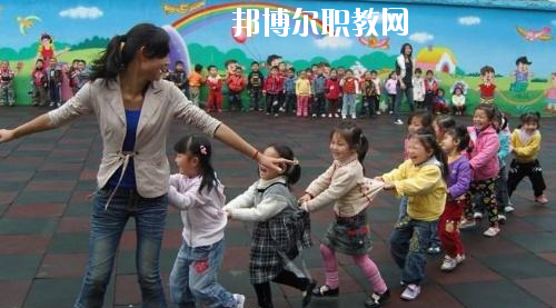 貴州2020年沒有畢業(yè)證可以讀幼師學(xué)校嗎