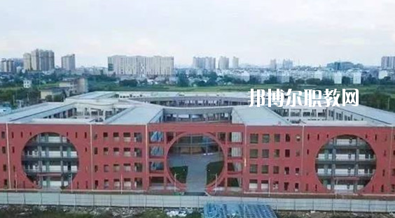 馬鞍山幼兒師范學(xué)校2020年報(bào)名條件、招生要求、招生對象
