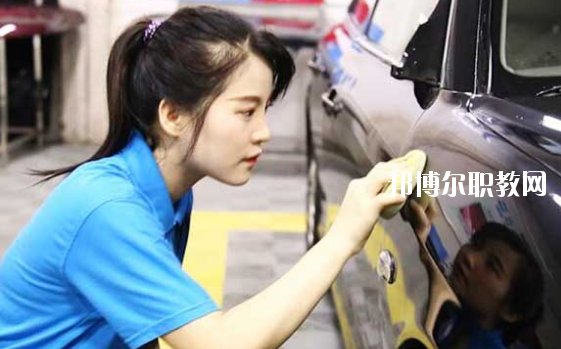 廣東2020年女生學(xué)什么汽修學(xué)校好